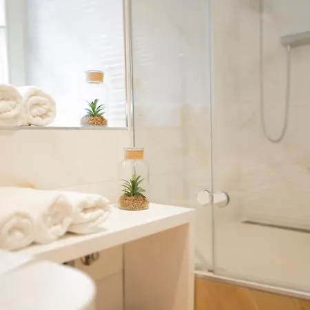 Luxury Lilly 1 Сплит